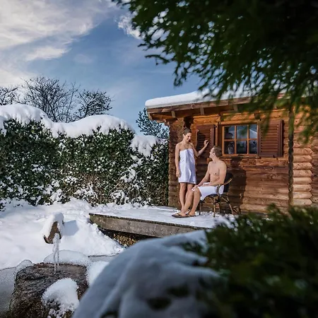 Vier Jahreszeiten Am 5*