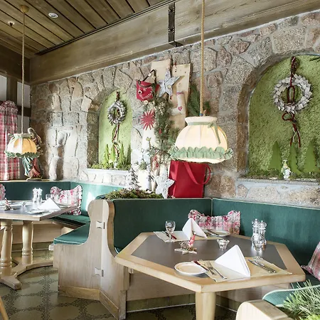 Vier Jahreszeiten Am Schluchsee