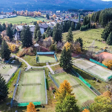 Üdülőközpont Vier Jahreszeiten Am 5*