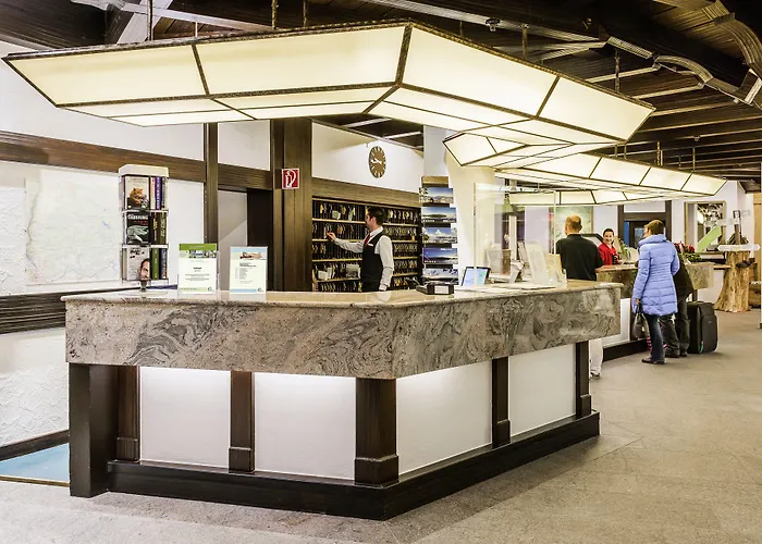 Vier Jahreszeiten Am 5*